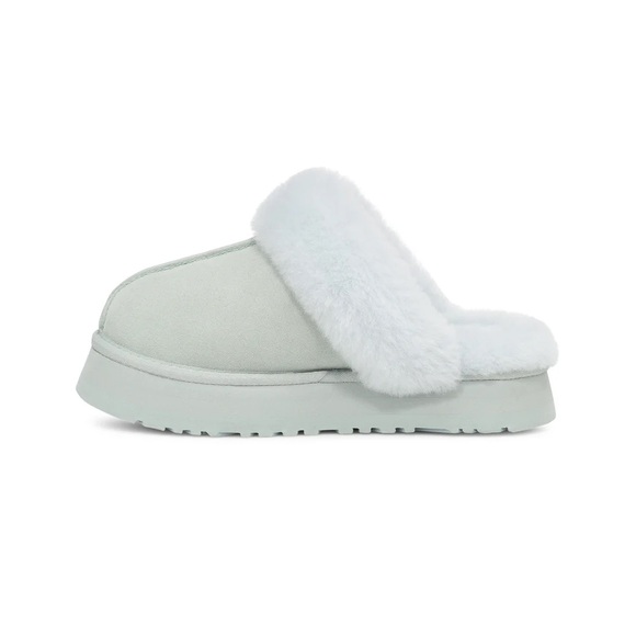 UGG Disquette 1122550/goo
Women's/Shoes/Dress Shoes/Slip-ons - Picture 4 of 7